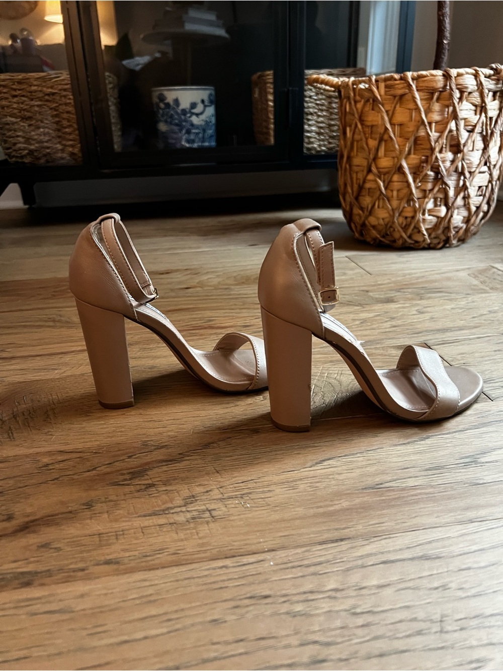 Steve Madden Beige Nude Ankle-Strap Block Heels - Picture 4 of 8